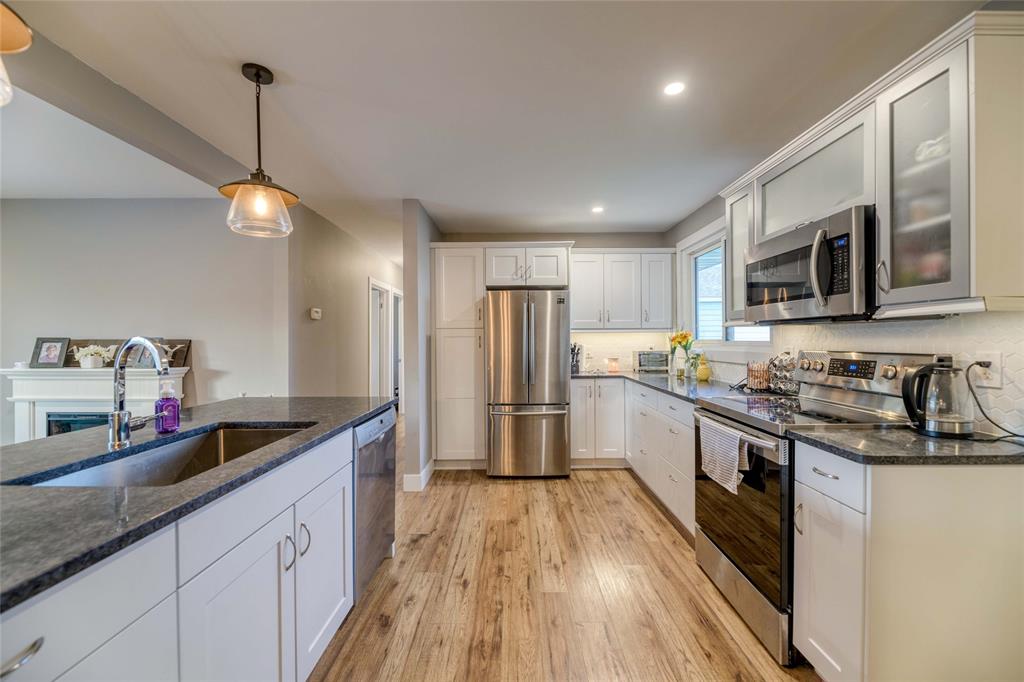 5878 TELFER Road, Sarnia, Ontario, Canada