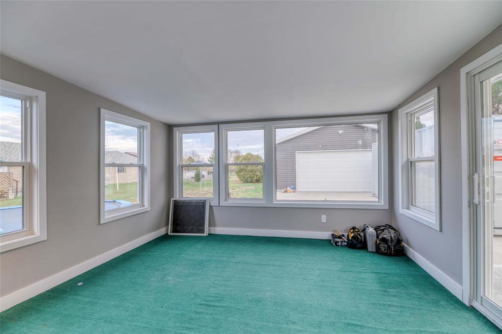 5878 TELFER Road, Sarnia, Ontario, Canada
