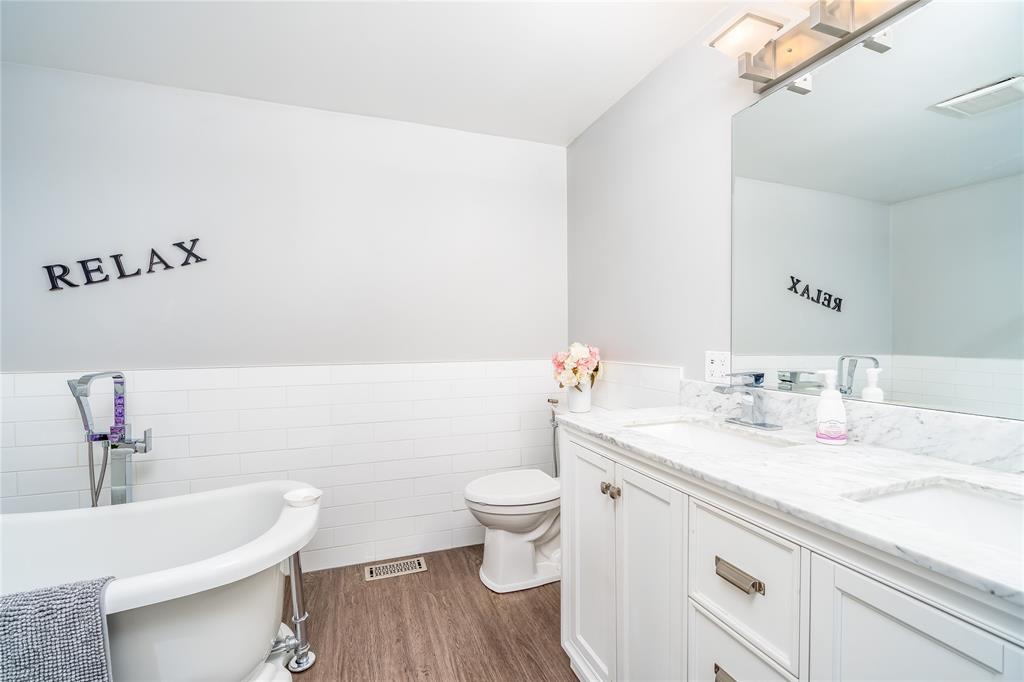 38 NIAGARA Crescent, Sarnia, Ontario, Canada