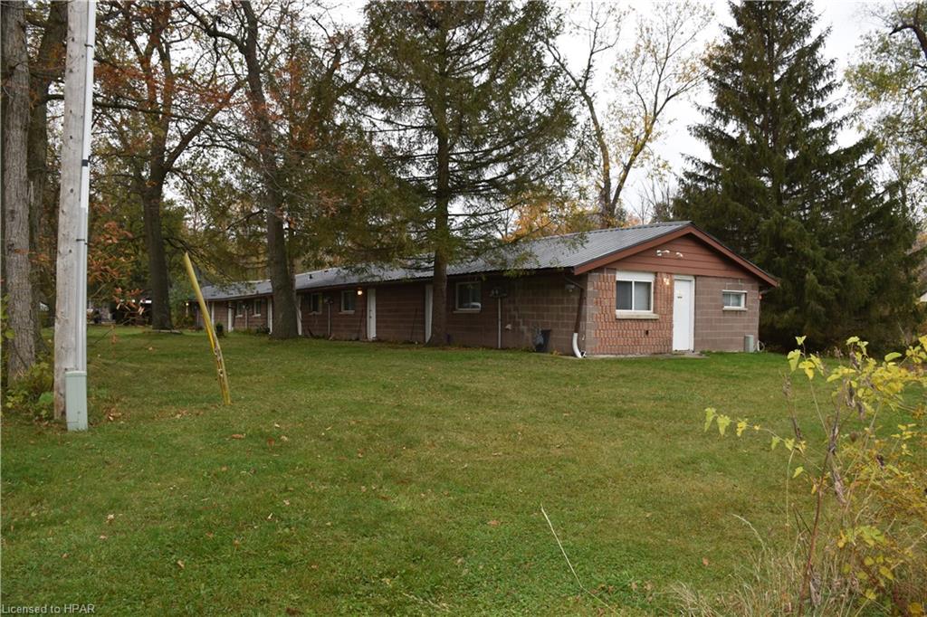 9921 SUPERIOR Street, Lambton Shores Ontario, Canada