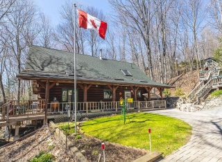1021 SELECT Trail, Haliburton Ontario, Canada