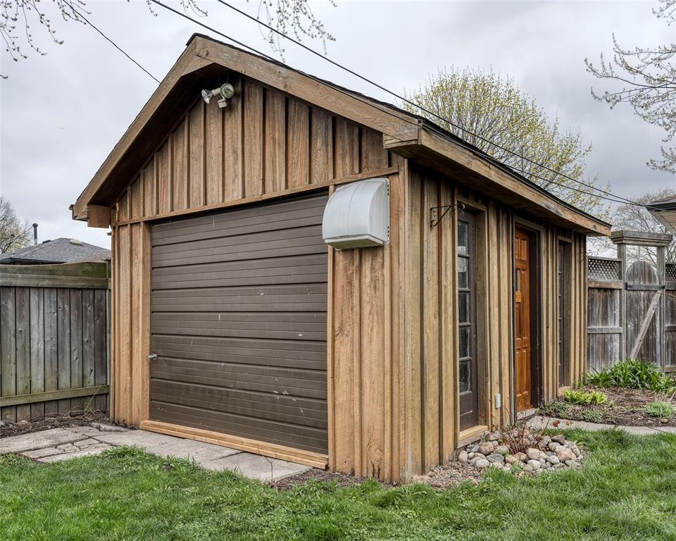 191 BORDEN Street, Sarnia, Ontario, Canada