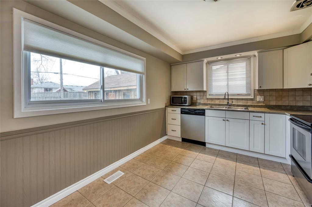 191 BORDEN Street, Sarnia, Ontario, Canada