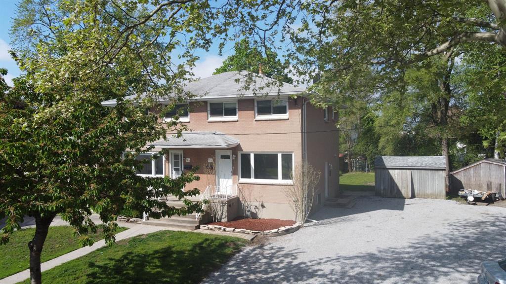 761 NETHERLANDS Place, Sarnia, Ontario, Canada