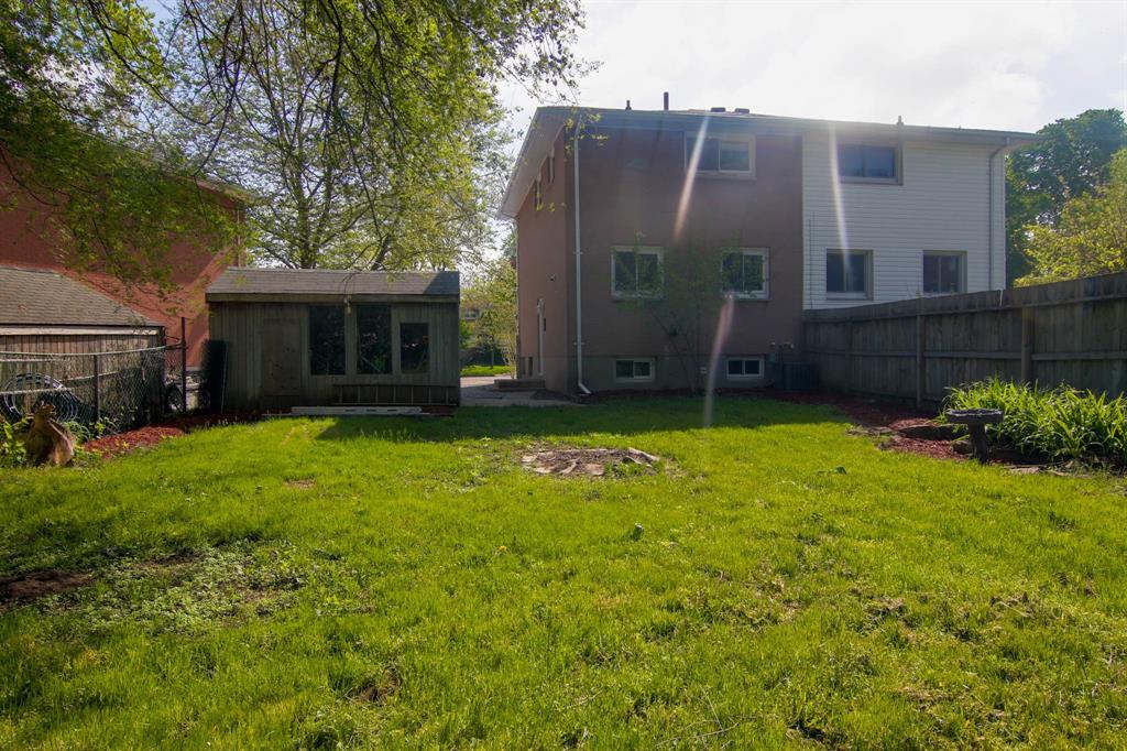 761 NETHERLANDS Place, Sarnia, Ontario, Canada