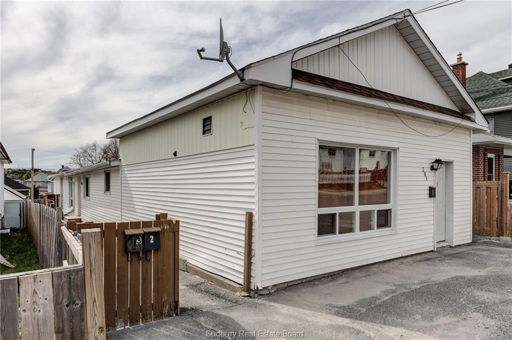 381 Bessie Avenue, Sudbury Ontario, Canada