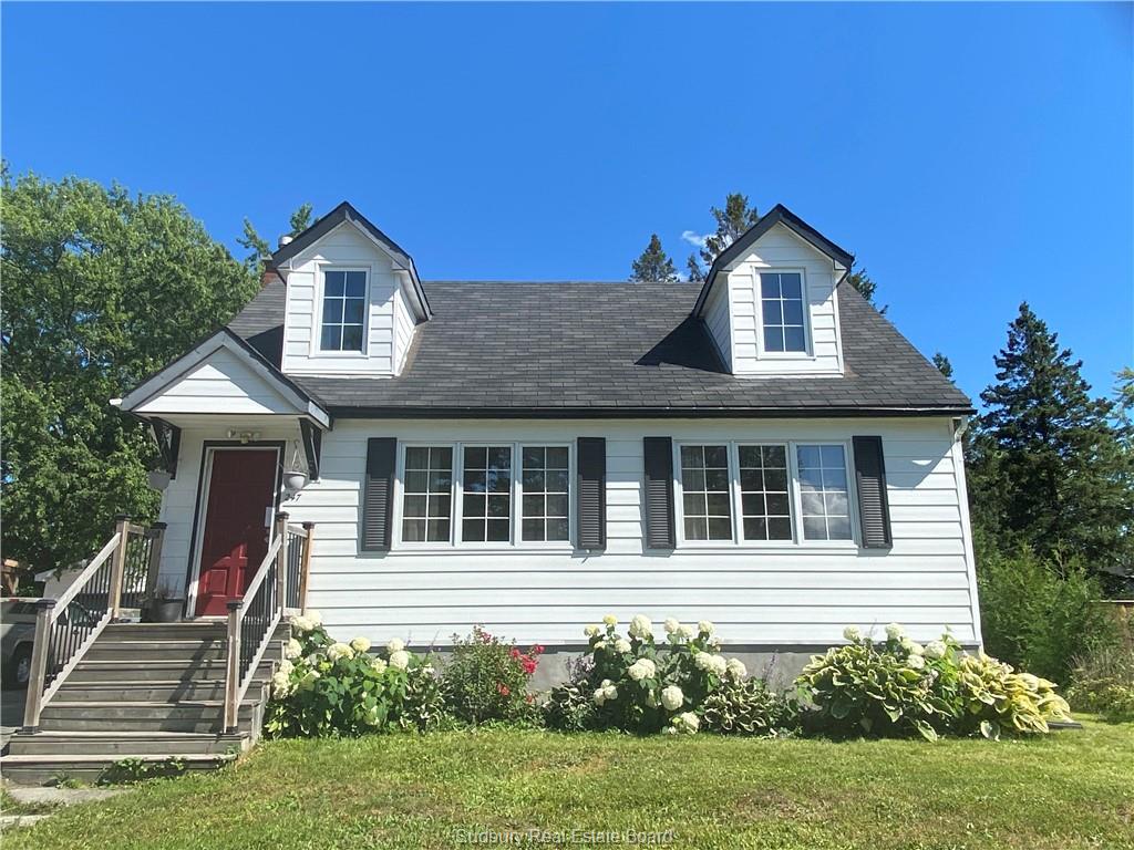 247 Ninth Avenue, Lively Ontario, Canada