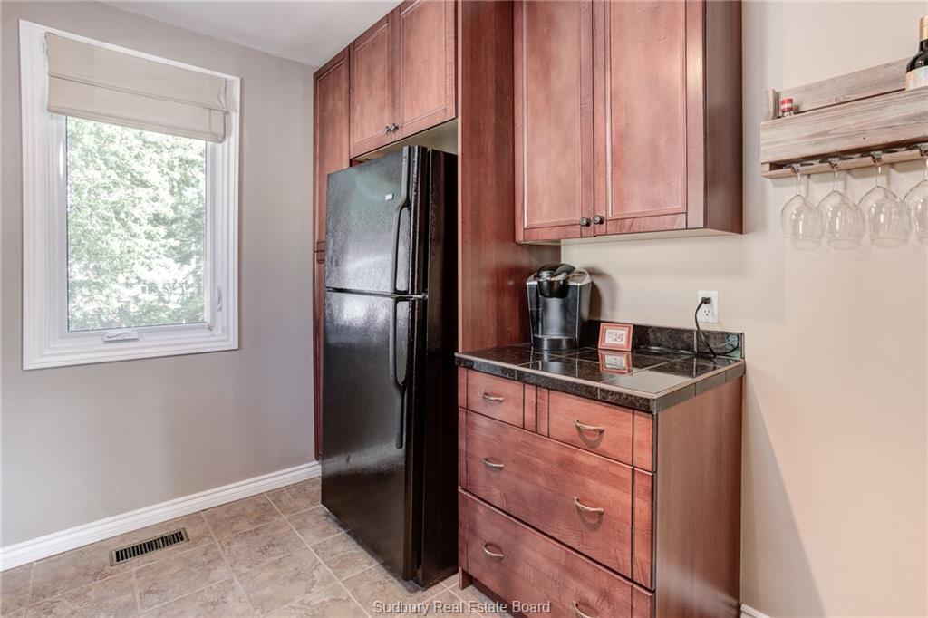 247 Ninth Avenue, Lively Ontario, Canada