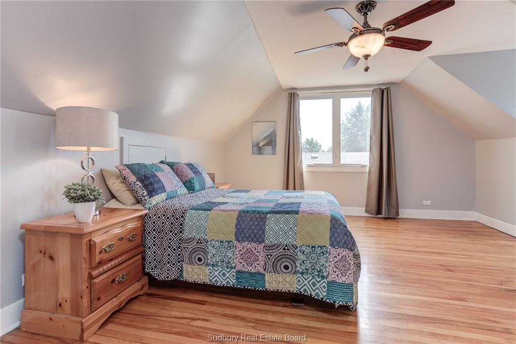 247 Ninth Avenue, Lively Ontario, Canada