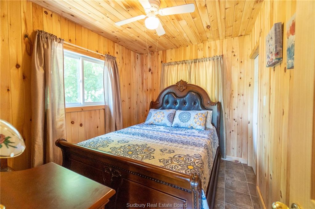 Panache Lake Mountain Cove Lodge, Espanola, Ontario, Canada photo 32