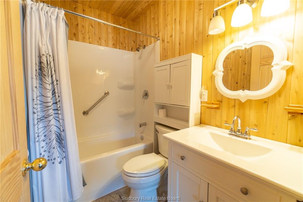Panache Lake Mountain Cove Lodge, Espanola, Ontario, Canada photo 33