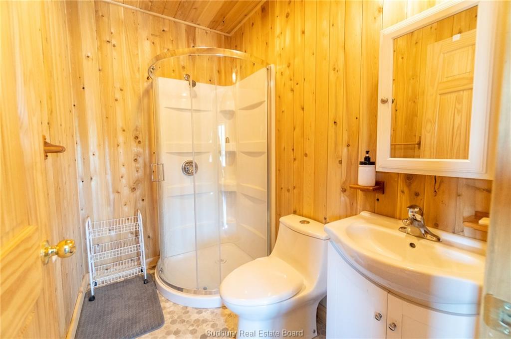 Panache Lake Mountain Cove Lodge, Espanola, Ontario, Canada photo 40