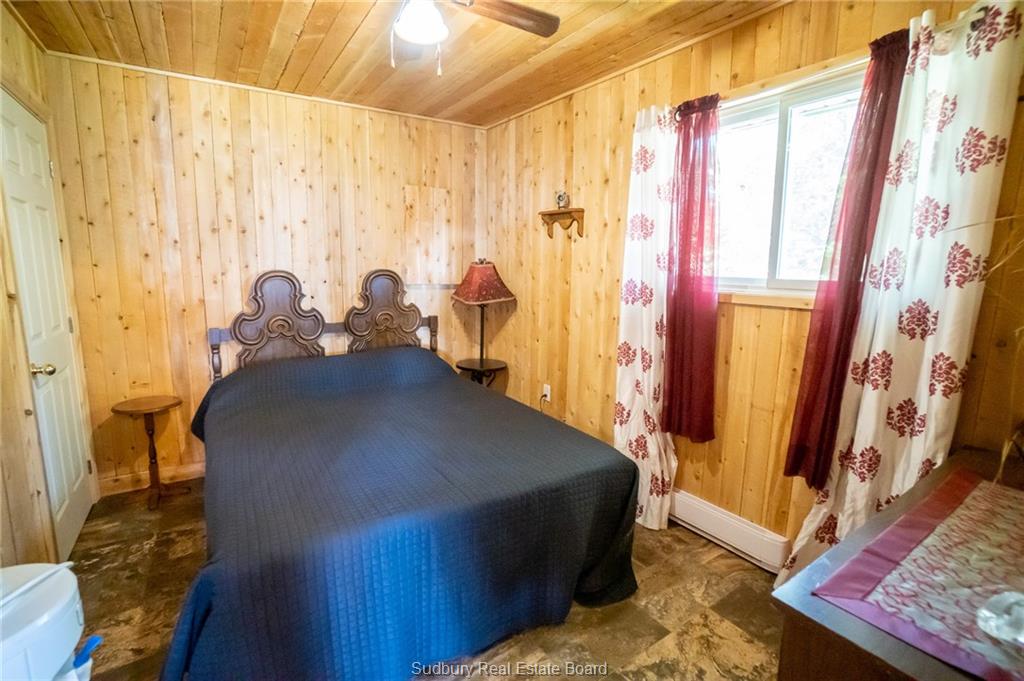 Panache Lake Mountain Cove Lodge, Espanola, Ontario, Canada photo 10