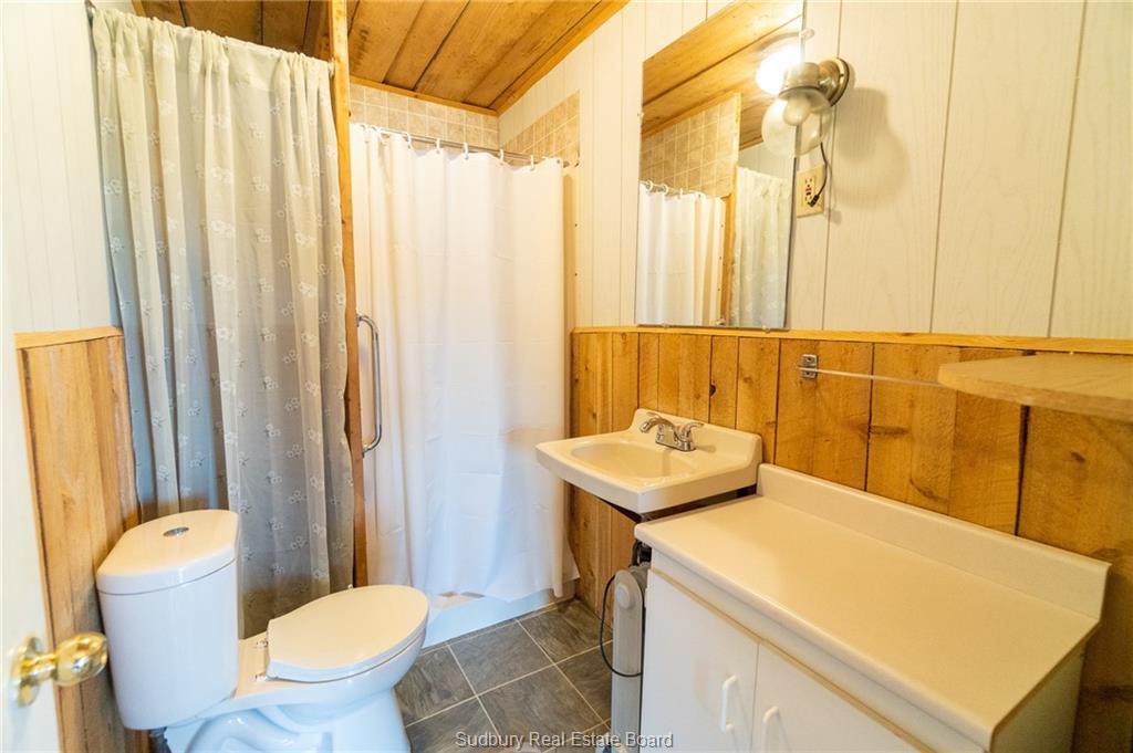 Panache Lake Mountain Cove Lodge, Espanola, Ontario, Canada photo 44