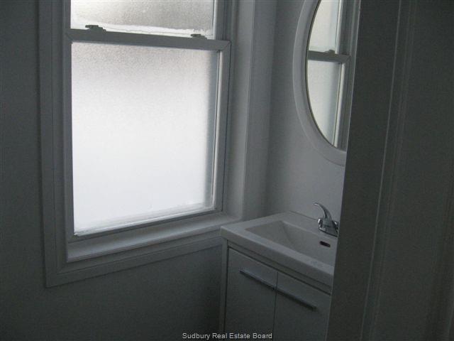 92 Water Street, Chelmsford, Ontario, Canada