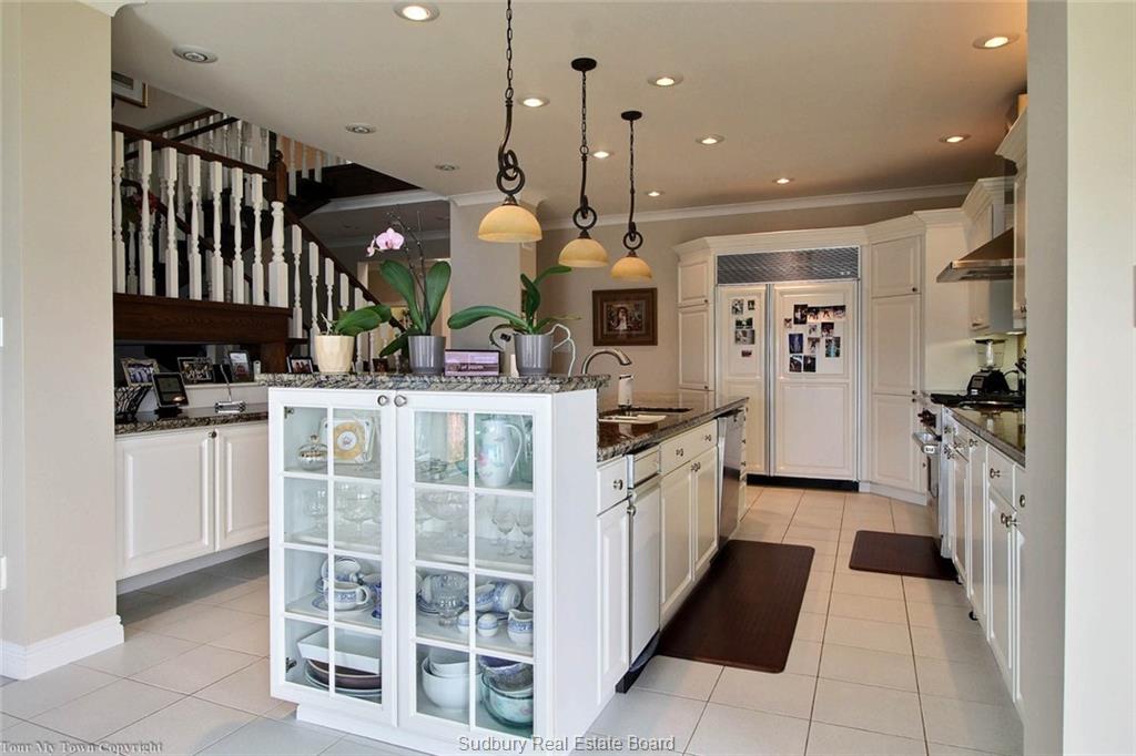 73 Baycrest Road, Sudbury Ontario, Canada