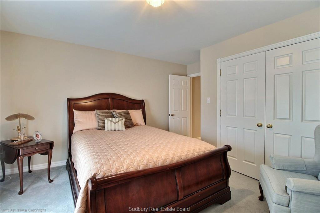 73 Baycrest Road, Sudbury Ontario, Canada