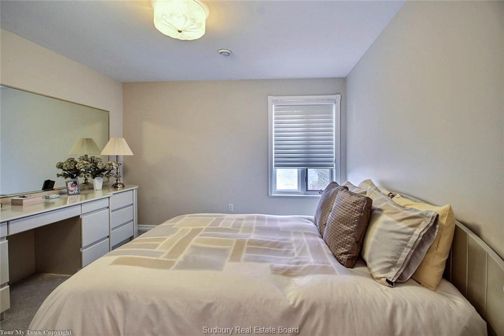 73 Baycrest Road, Sudbury Ontario, Canada