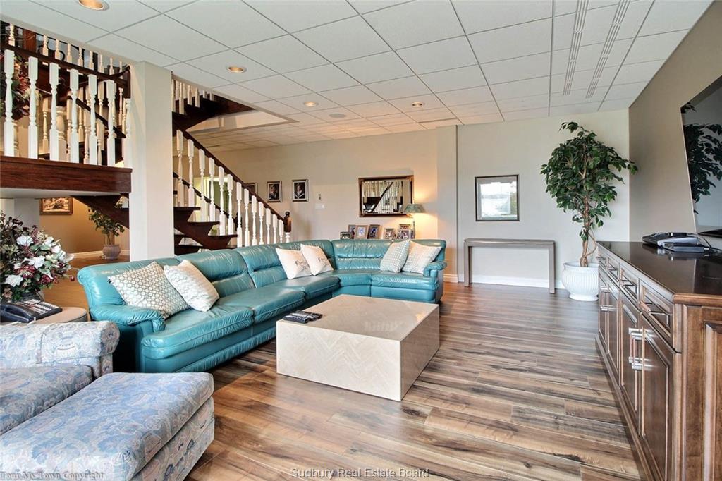 73 Baycrest Road, Sudbury Ontario, Canada