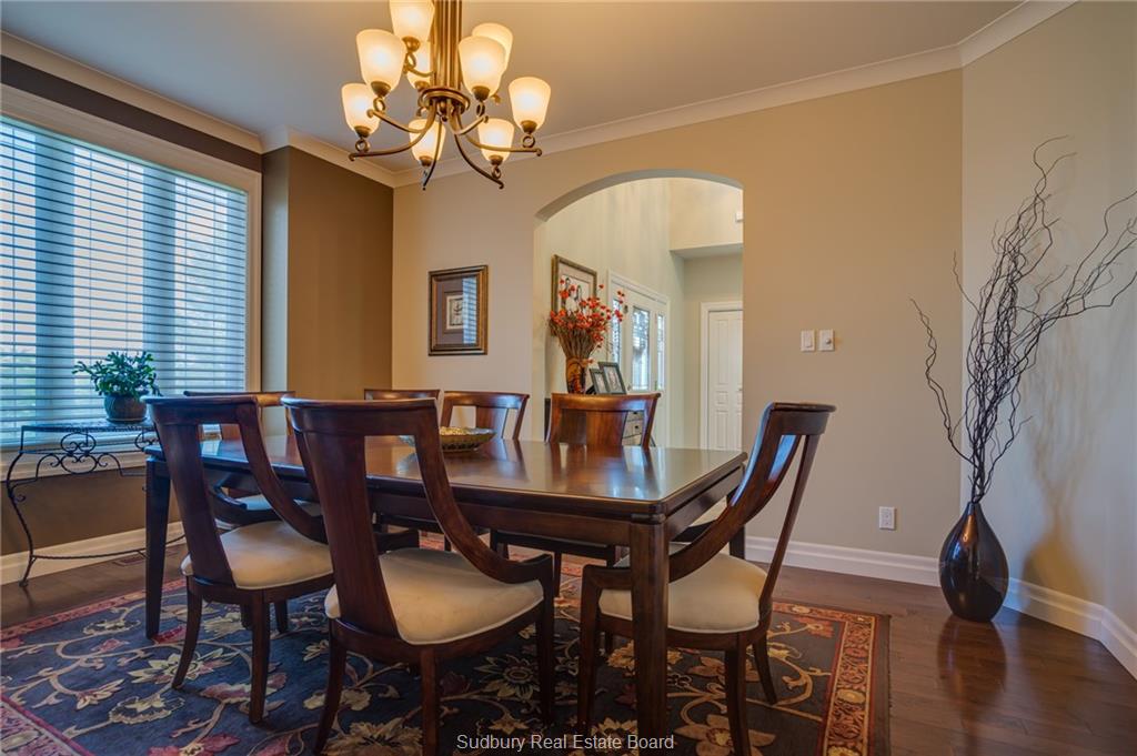 1404 Magnolia Boulevard, Sudbury Ontario, Canada