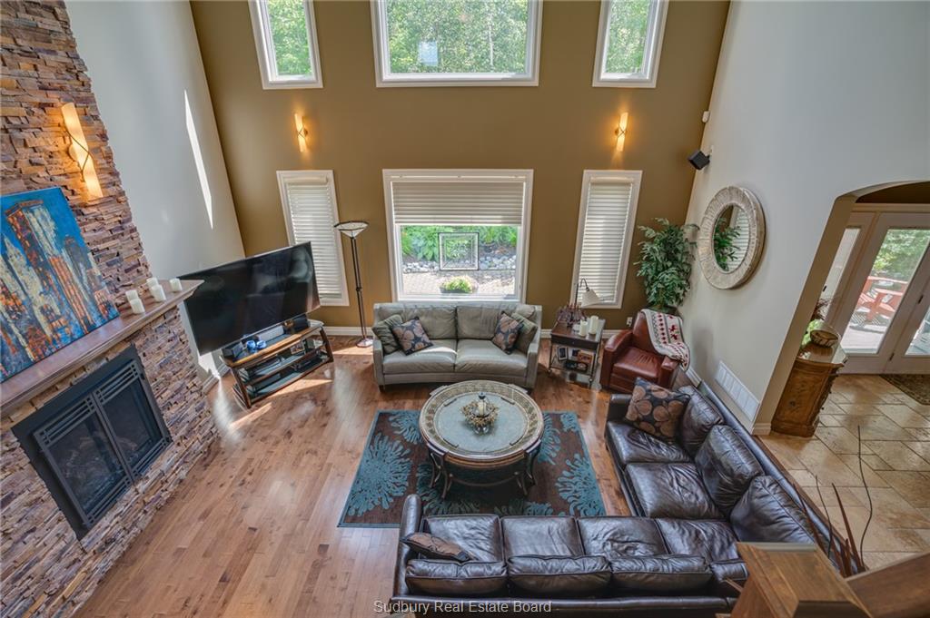1404 Magnolia Boulevard, Sudbury Ontario, Canada