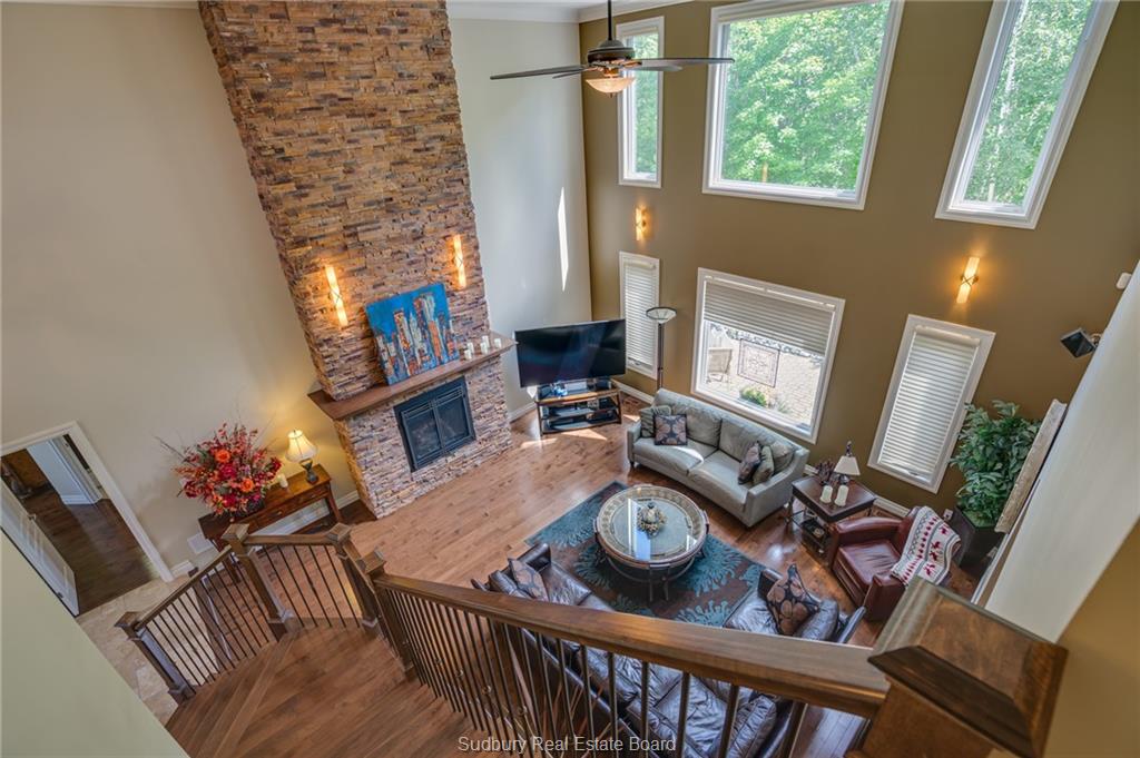 1404 Magnolia Boulevard, Sudbury Ontario, Canada