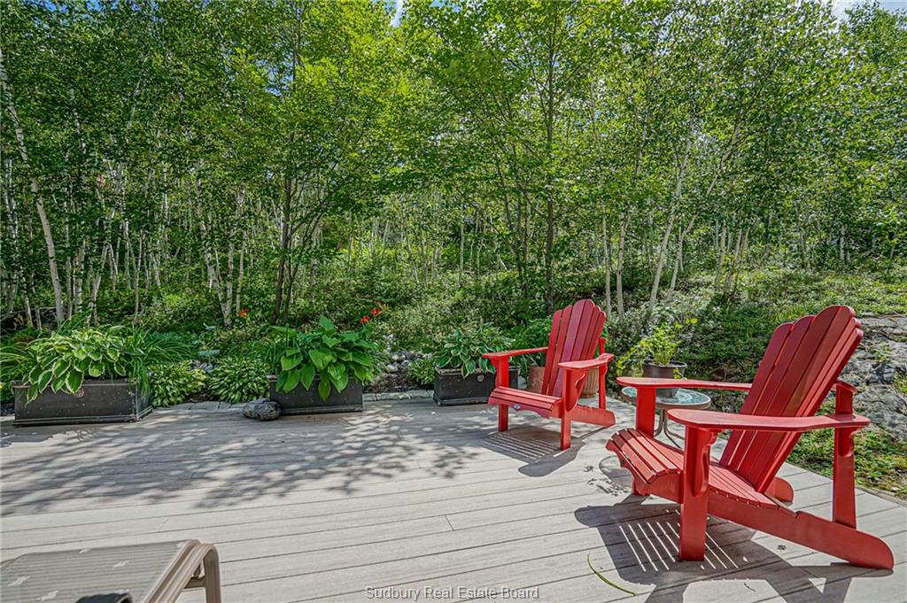1404 Magnolia Boulevard, Sudbury Ontario, Canada