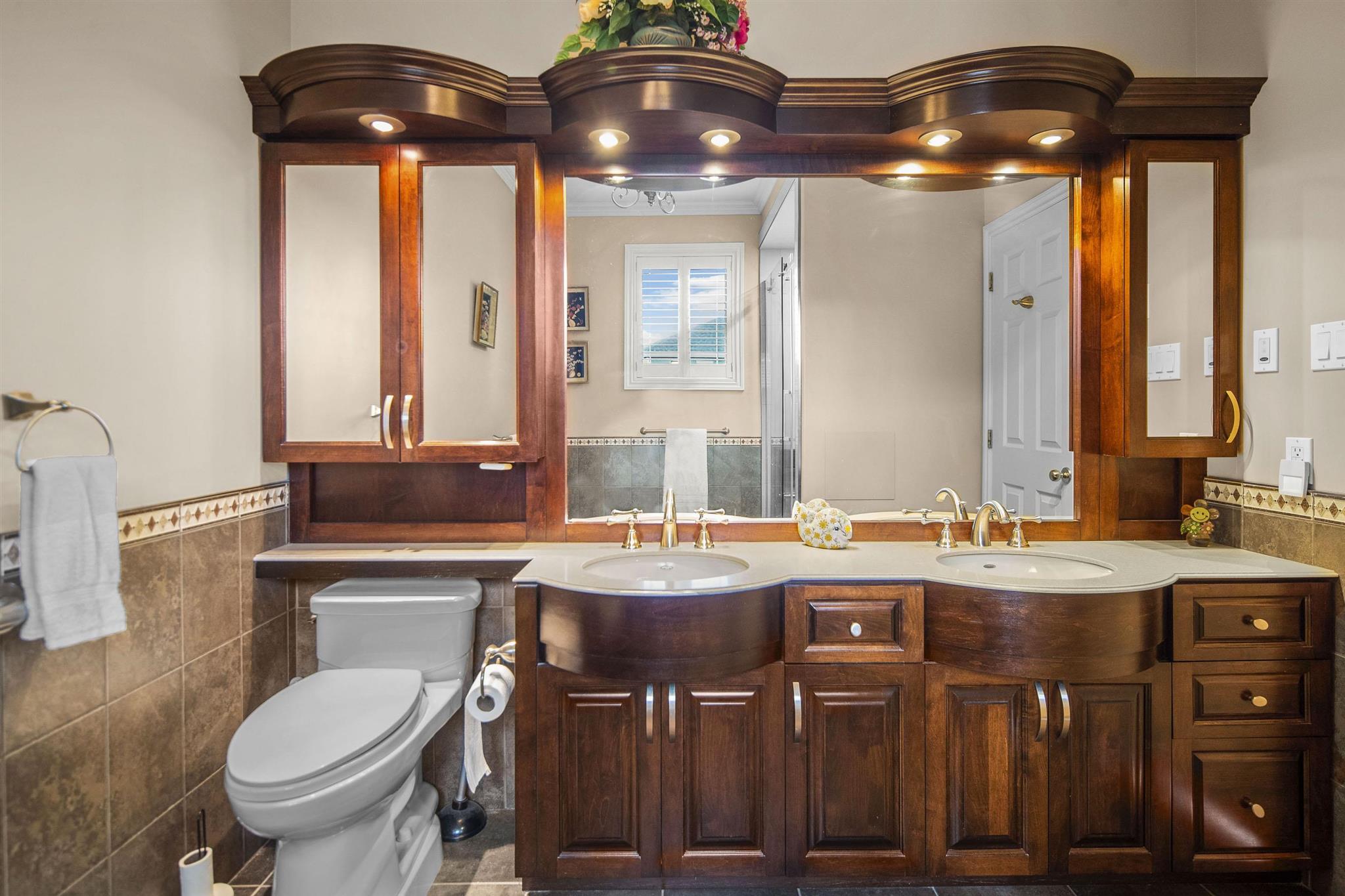 354 Summerhill Drive, Thunder Bay, Ontario, Canada