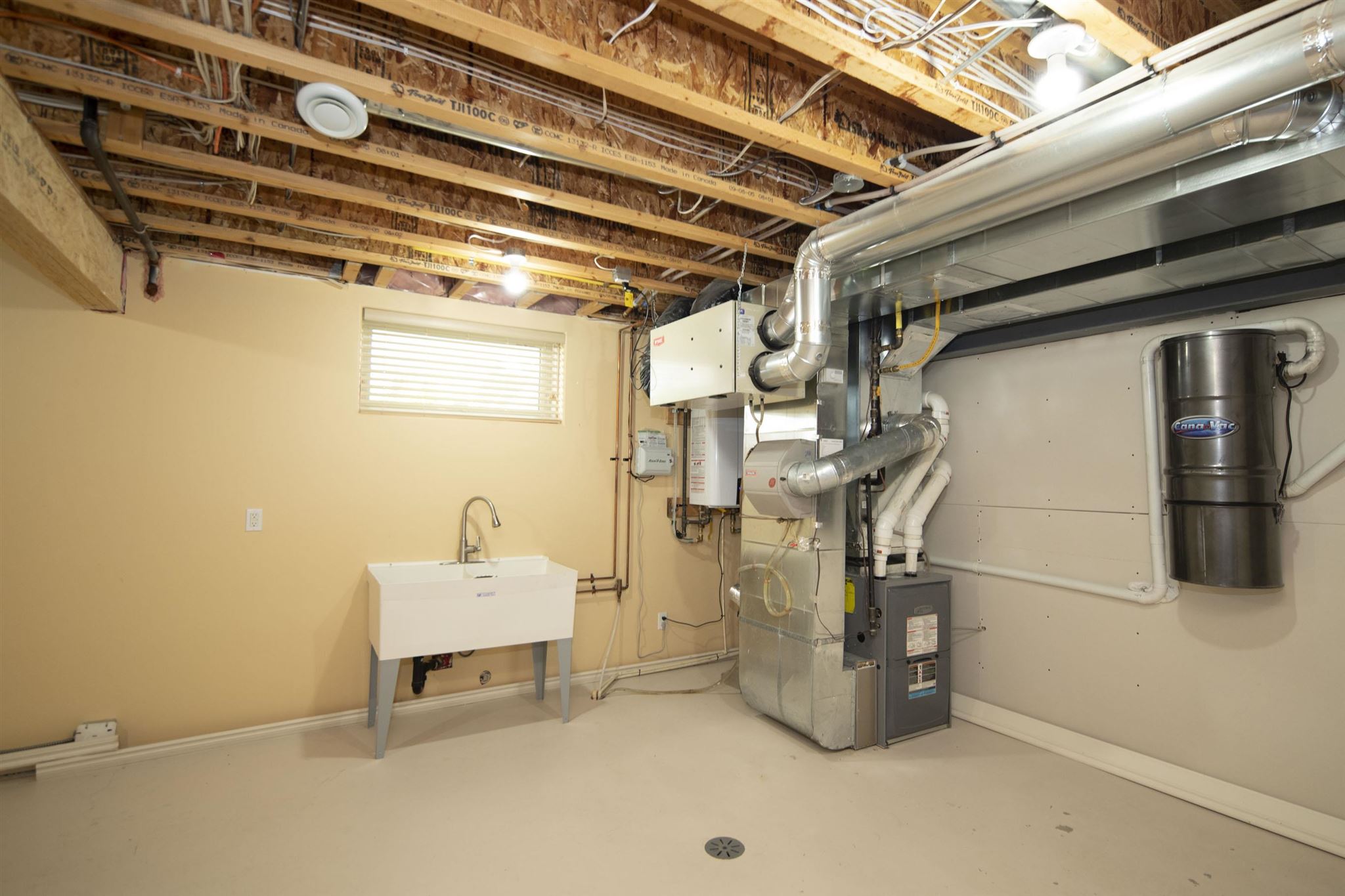 354 Summerhill Drive, Thunder Bay, Ontario, Canada