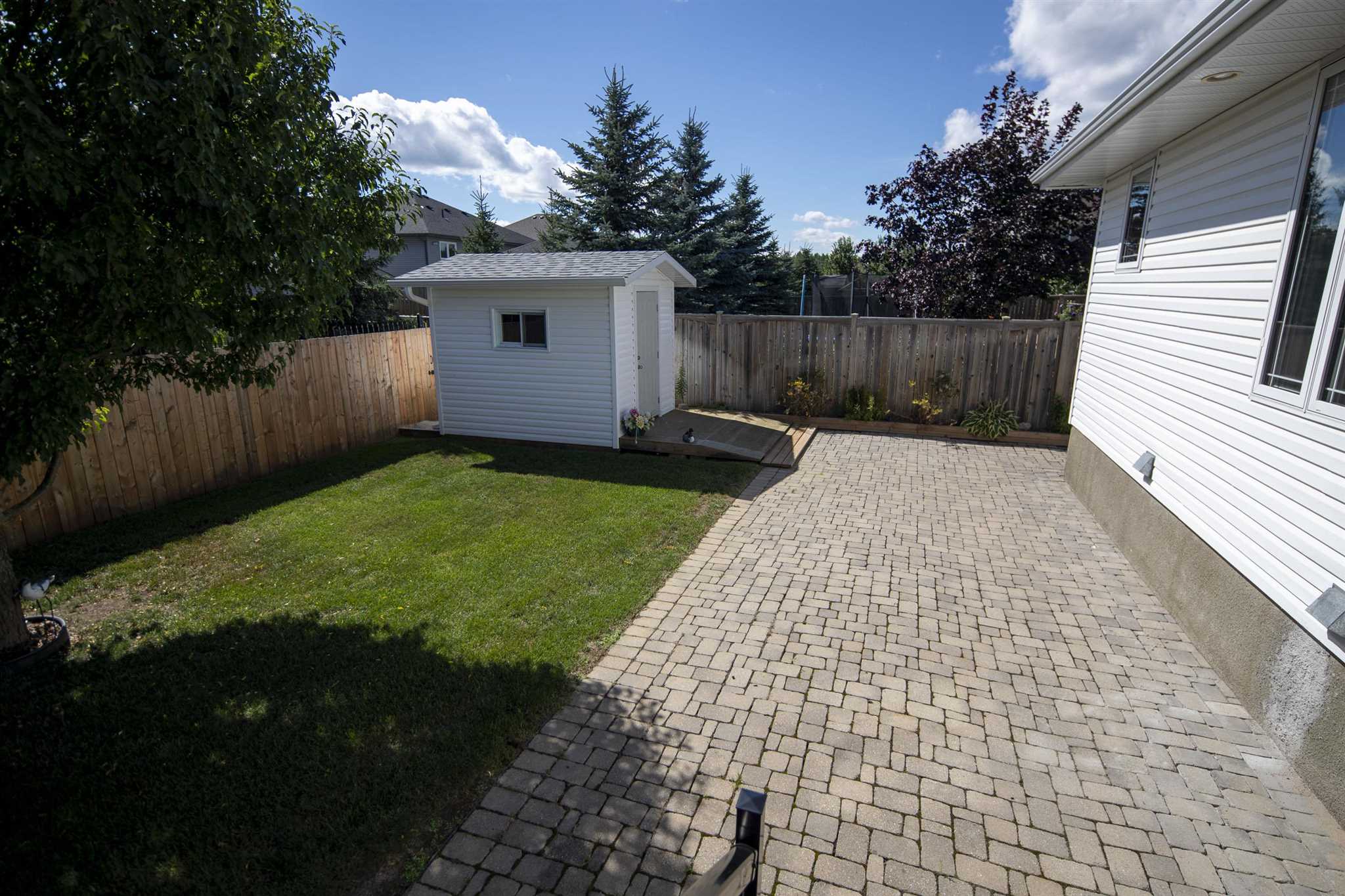 354 Summerhill Drive, Thunder Bay, Ontario, Canada