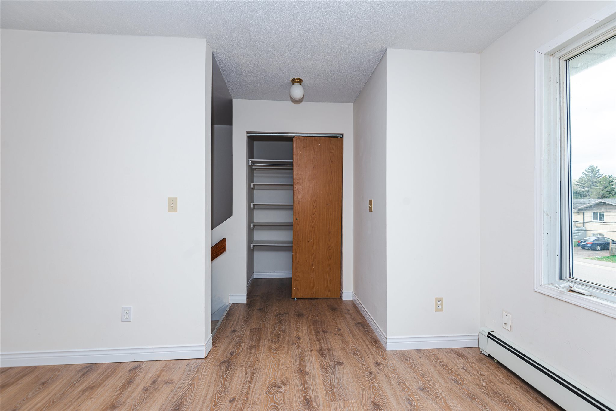 141-143 Blucher Avenue, Thunder Bay, Ontario, Canada