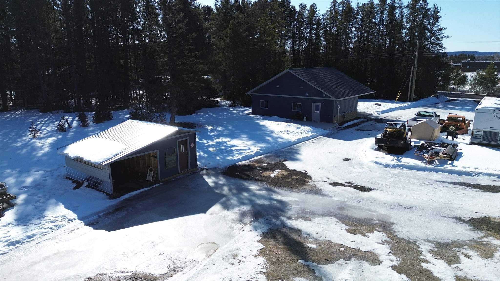 76 Hill Street, Kakabeka Falls, Ontario, Canada