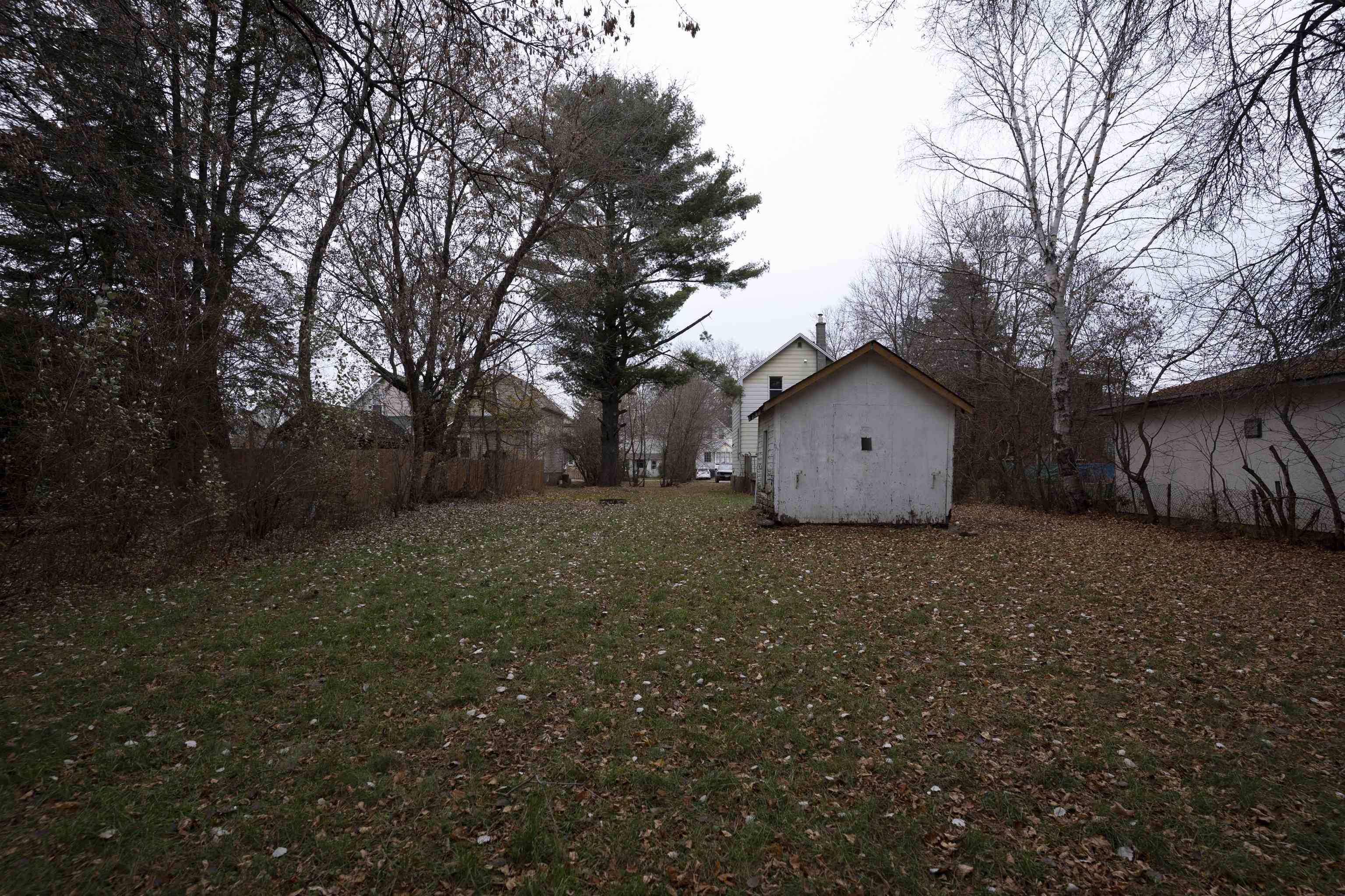 447 VICKERS Street N, Thunder Bay, Ontario, Canada photo 3