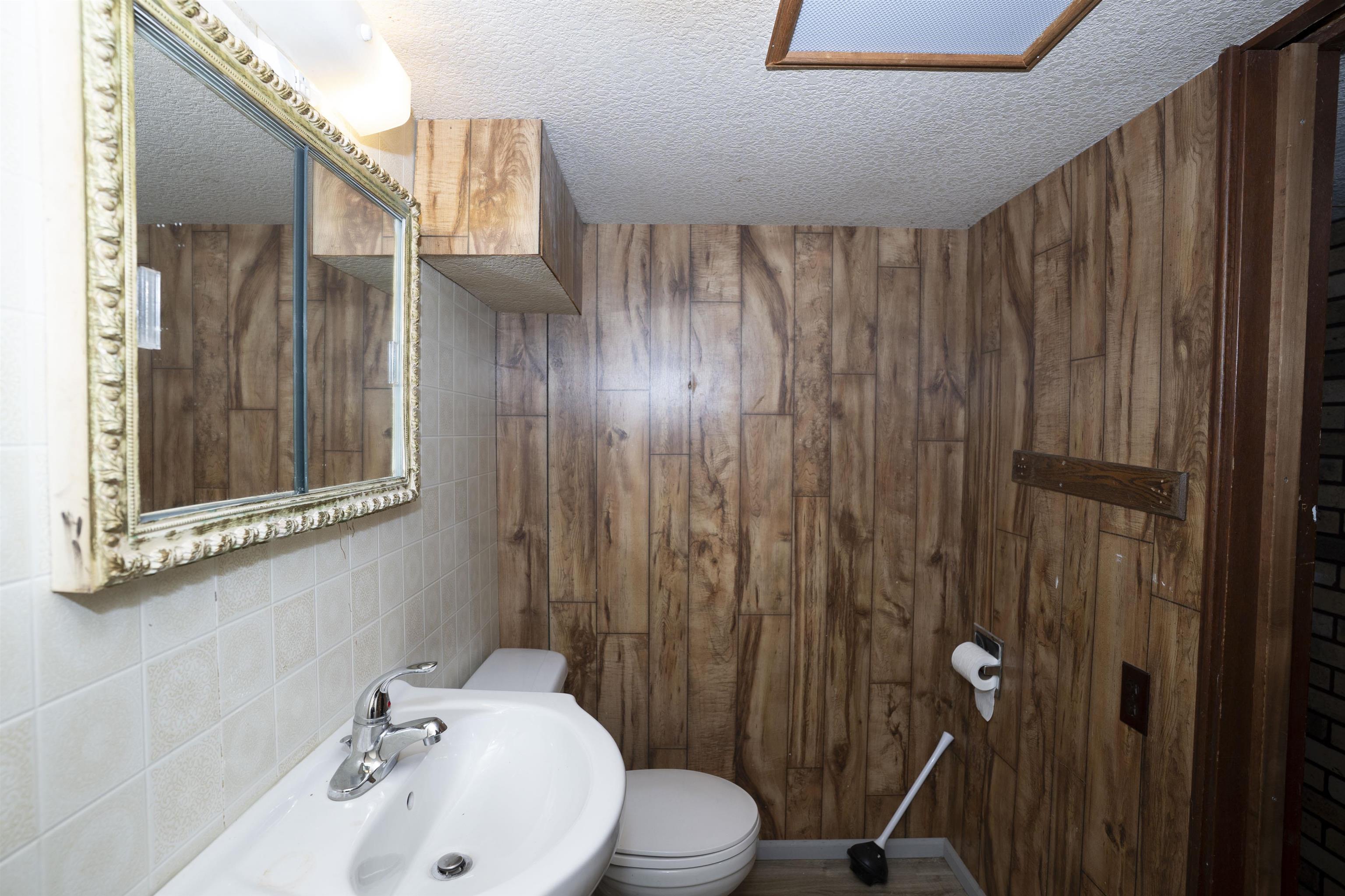 447 VICKERS Street N, Thunder Bay, Ontario, Canada photo 23
