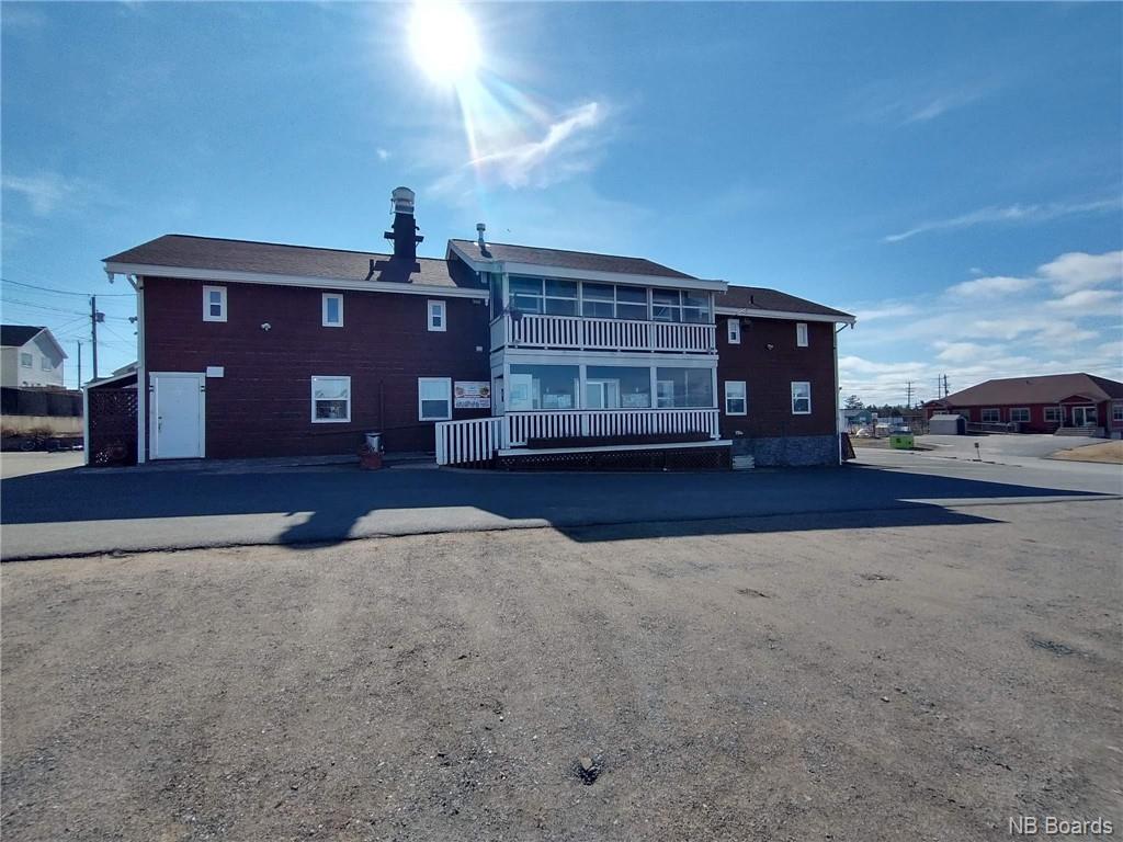 23 Ashton Court, Fredericton, New Brunswick, Canada