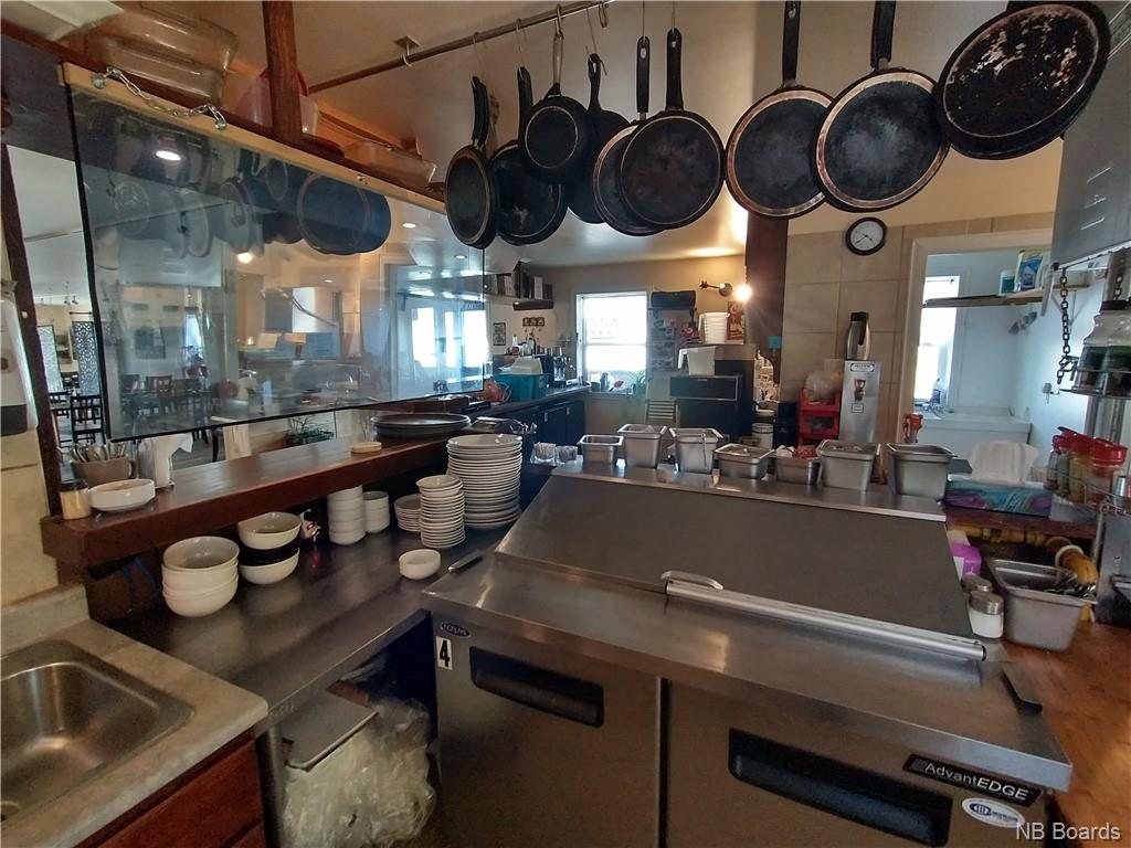 23 Ashton Court, Fredericton, New Brunswick, Canada