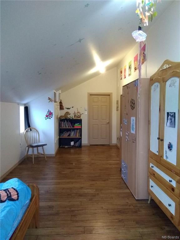 23 Ashton Court, Fredericton, New Brunswick, Canada