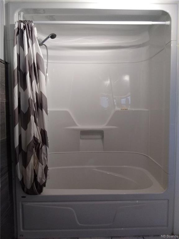 23 Ashton Court, Fredericton, New Brunswick, Canada