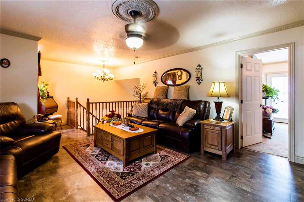 79 SOVEREIGN Street W, Waterford, Ontario, Canada