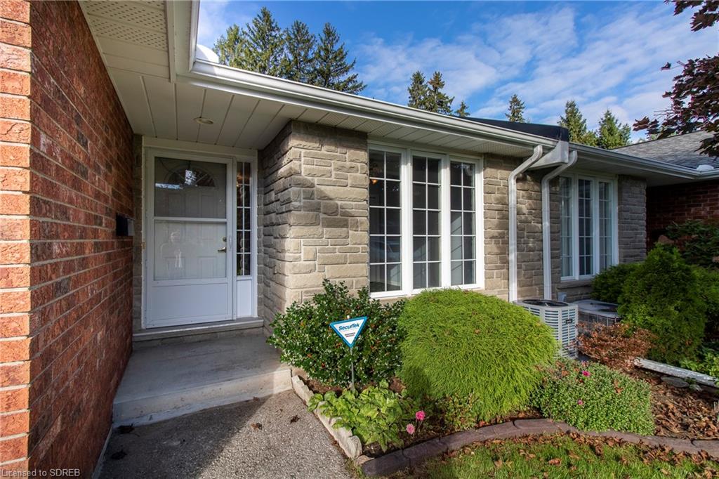 150 OAK ST. Street Unit# 13, Simcoe, Ontario, Canada