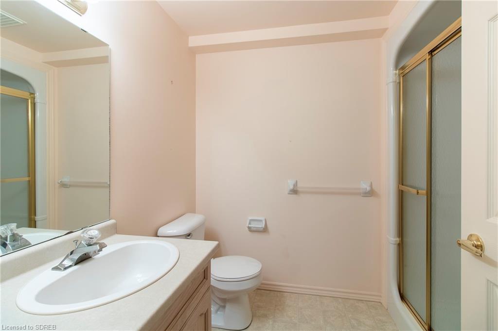 150 OAK ST. Street Unit# 13, Simcoe, Ontario, Canada