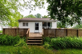 16 SWALLOW Lane, Selkirk Ontario, Canada