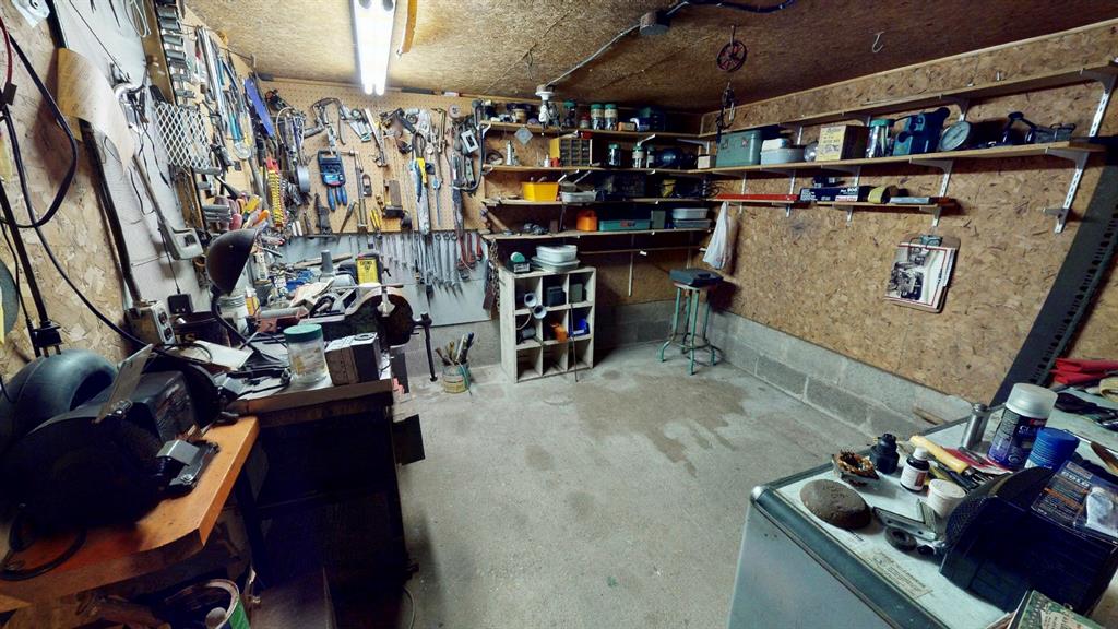 2829 CHURCHILL Line, Sarnia, Ontario, Canada
