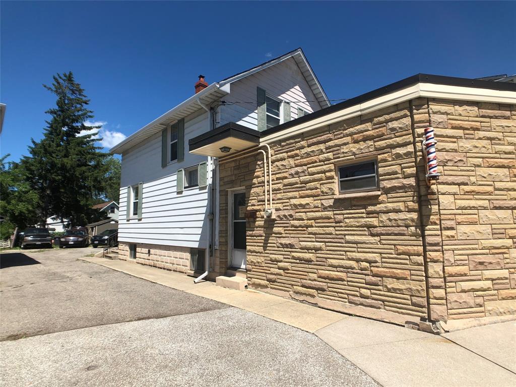 140 ONTARIO Street, Sarnia, Ontario, Canada
