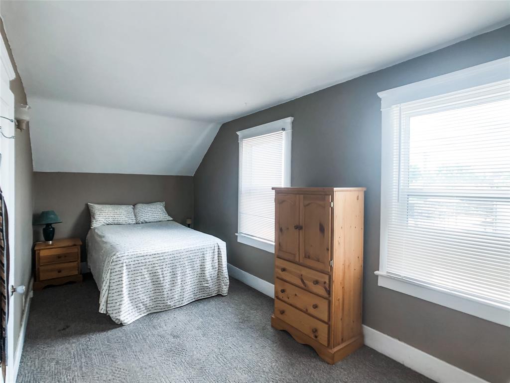 140 ONTARIO Street, Sarnia, Ontario, Canada