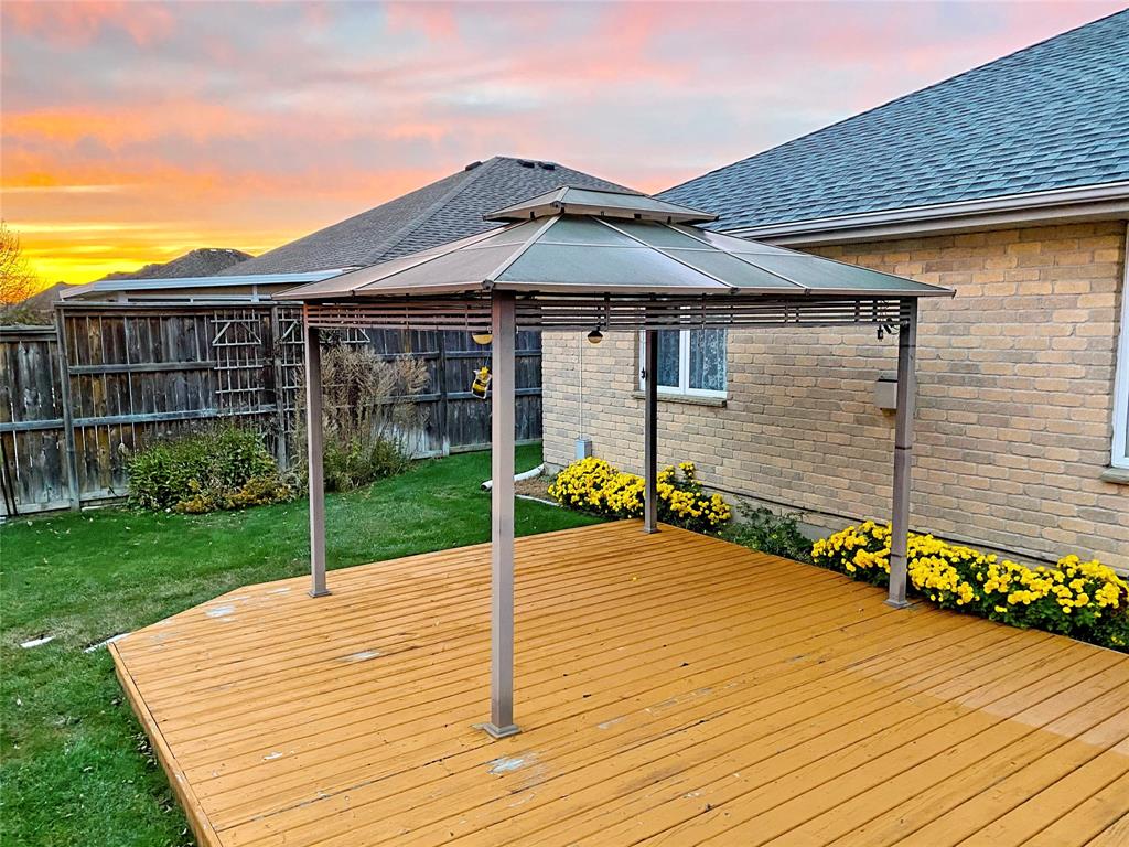 1599 HERITAGE PARK Drive, Sarnia, Ontario, Canada