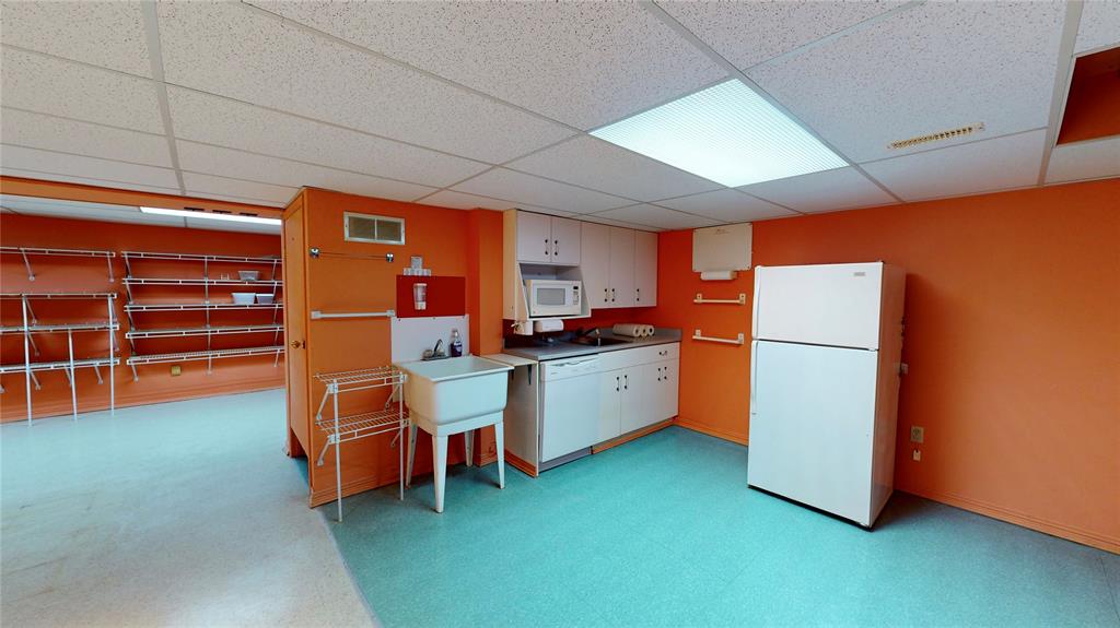 1866 WESTGROVE Drive, Sarnia, Ontario, Canada