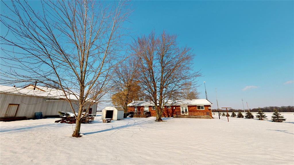 4327 ROKEBY Line, Petrolia, Ontario, Canada