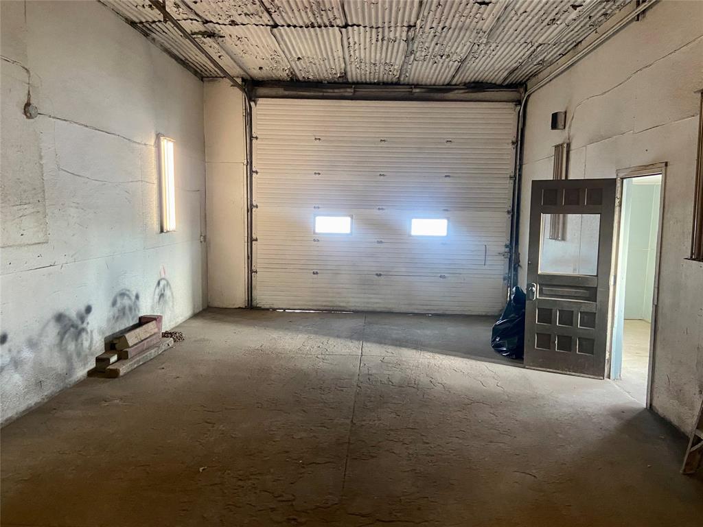 4327 ROKEBY Line, Petrolia, Ontario, Canada