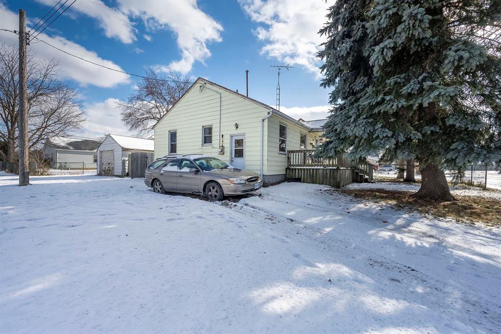 210 STOCKWELL Street, Sarnia, Ontario, Canada